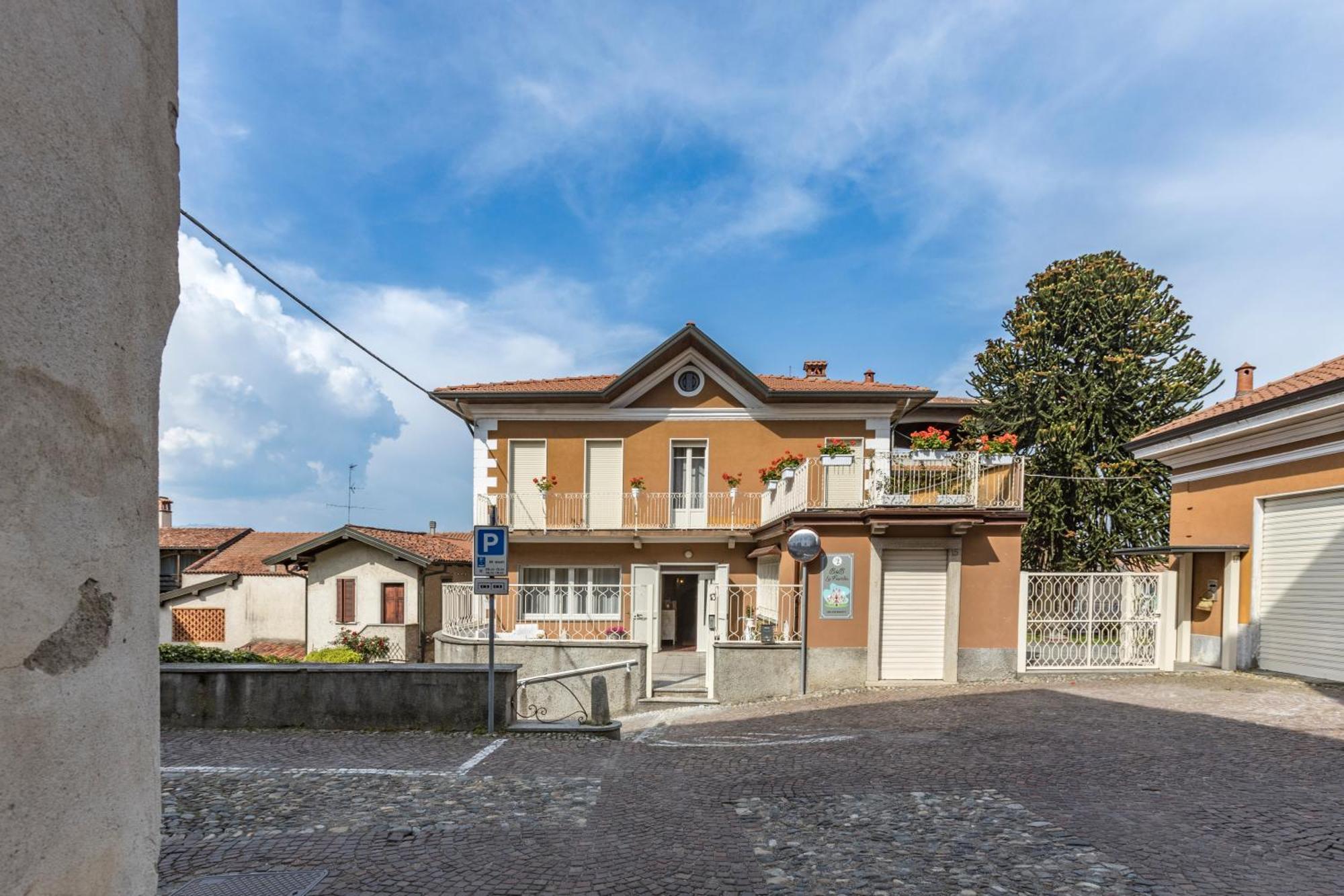 Hotel La Favola Soriso Esterno foto